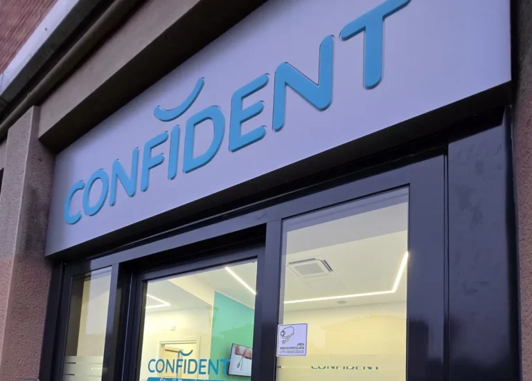 Studio Dentistico Confident a Milano, viale Famagosta